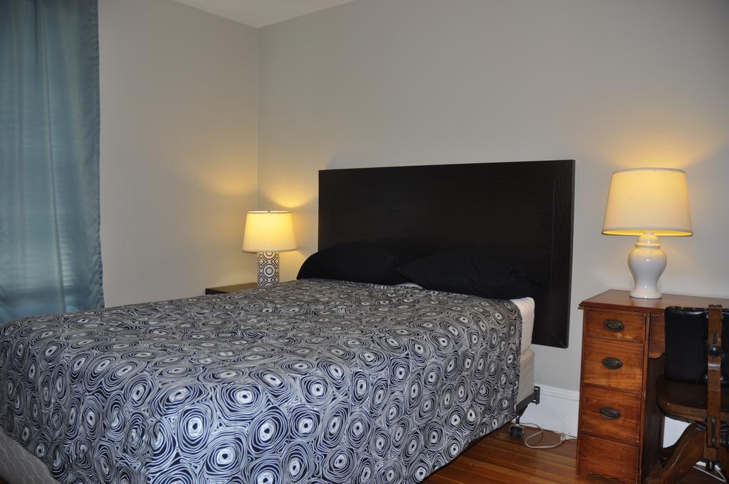 Moncton Suites - Apartments Across Georges Dumont ภายนอก รูปภาพ