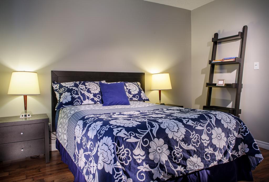 Moncton Suites - Apartments Across Georges Dumont ภายนอก รูปภาพ