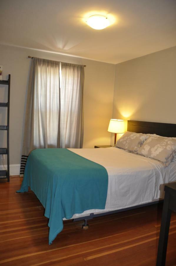 Moncton Suites - Apartments Across Georges Dumont ภายนอก รูปภาพ