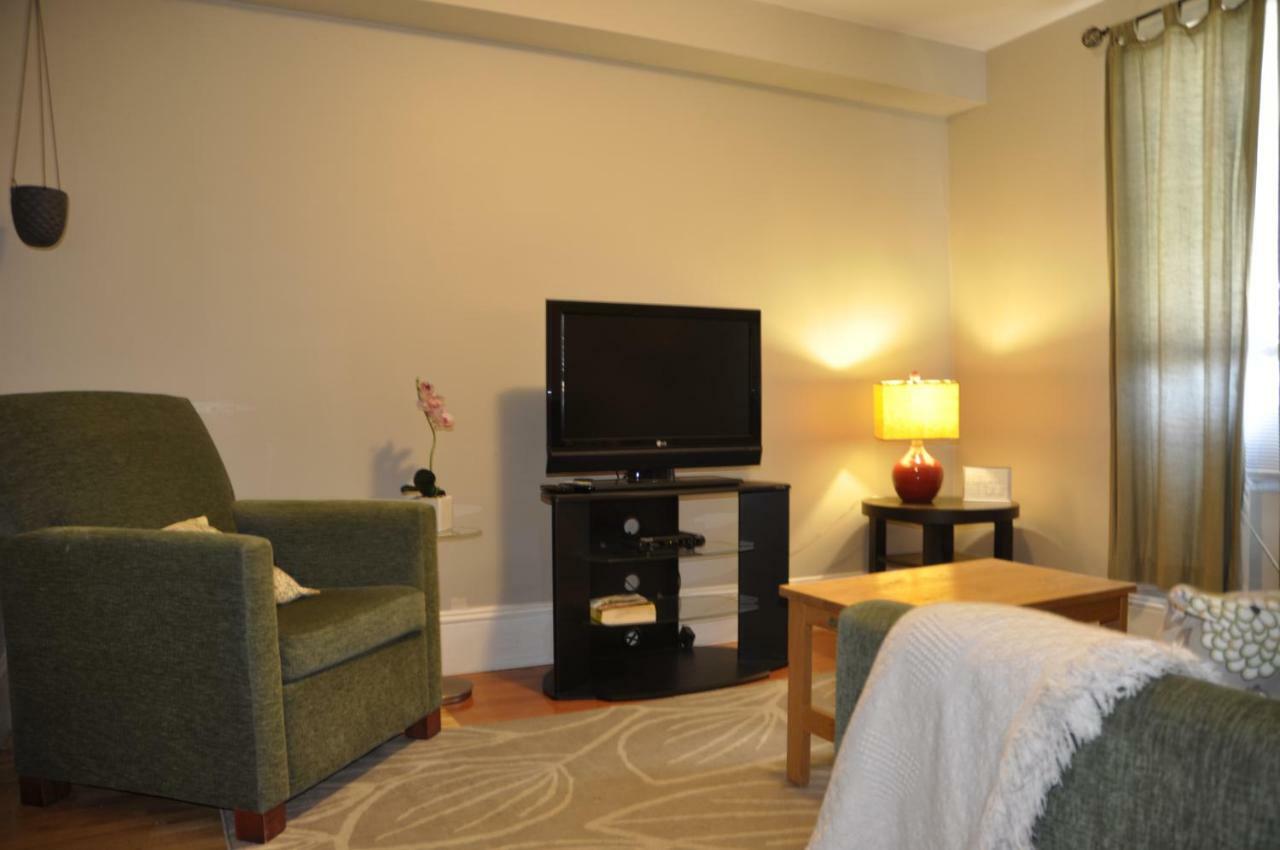 Moncton Suites - Apartments Across Georges Dumont ภายนอก รูปภาพ